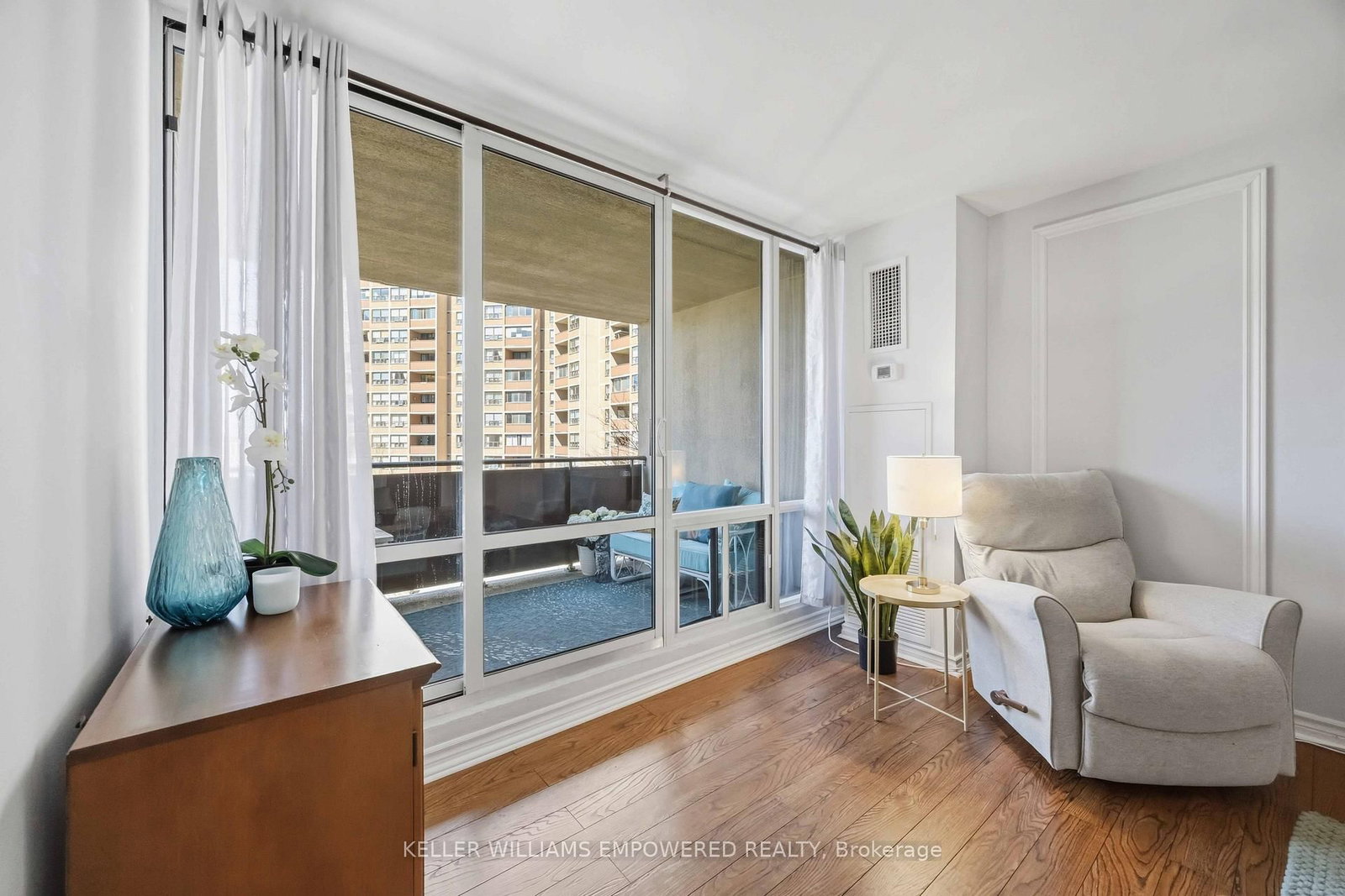 716 The West Mall, Unit 405 - Photo 17