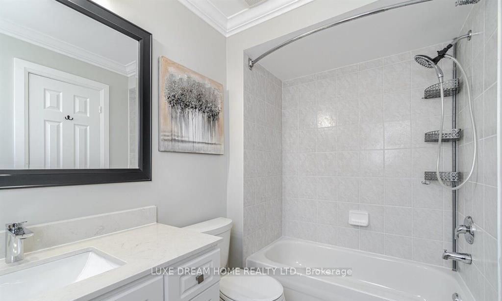 Townhouse for sale at 100 Panton Trail, Milton, Ontario, L9T 6K1 - Dempsey - MLS: W13001354