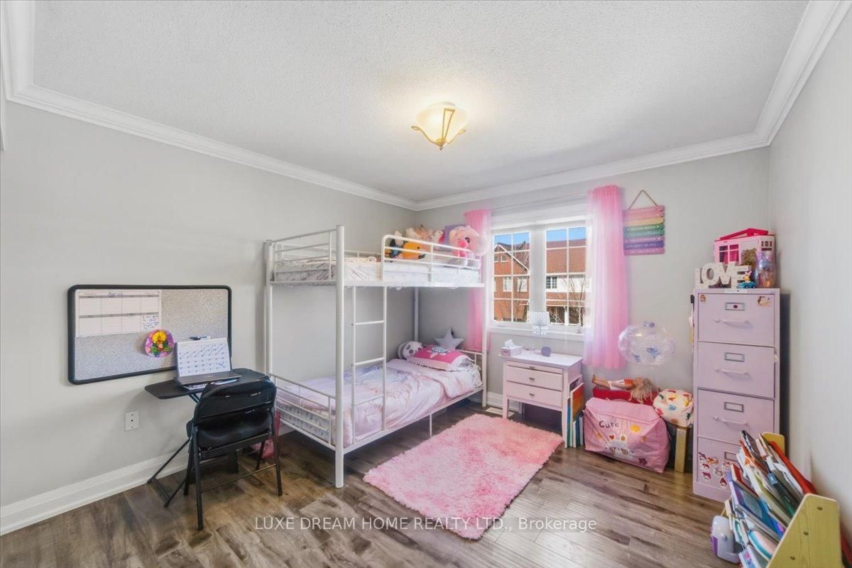 Townhouse for sale at 100 Panton Trail, Milton, Ontario, L9T 6K1 - Dempsey - MLS: W13001354