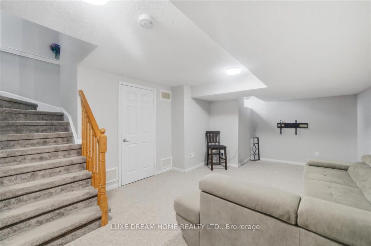 Townhouse for sale at 100 Panton Trail, Milton, Ontario, L9T 6K1 - Dempsey - MLS: W13001354