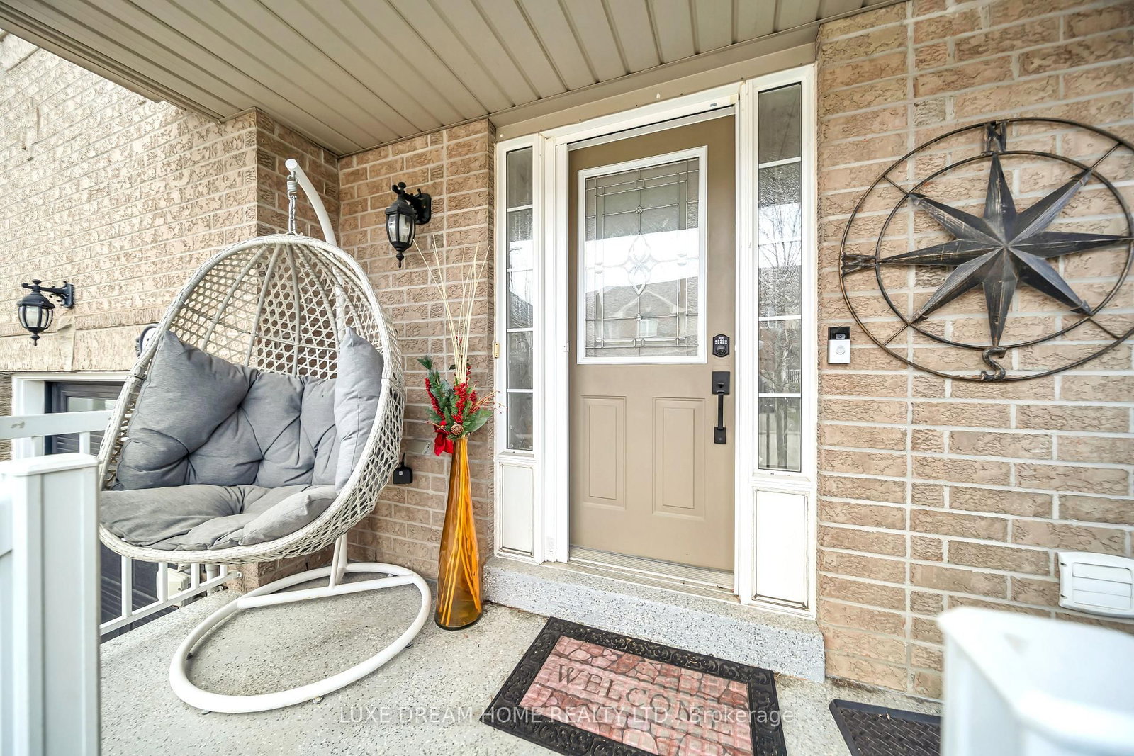 Townhouse for sale at 100 Panton Trail, Milton, Ontario, L9T 6K1 - Dempsey - MLS: W13001354