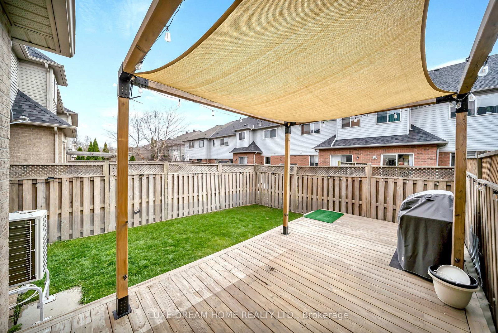 Townhouse for sale at 100 Panton Trail, Milton, Ontario, L9T 6K1 - Dempsey - MLS: W13001354