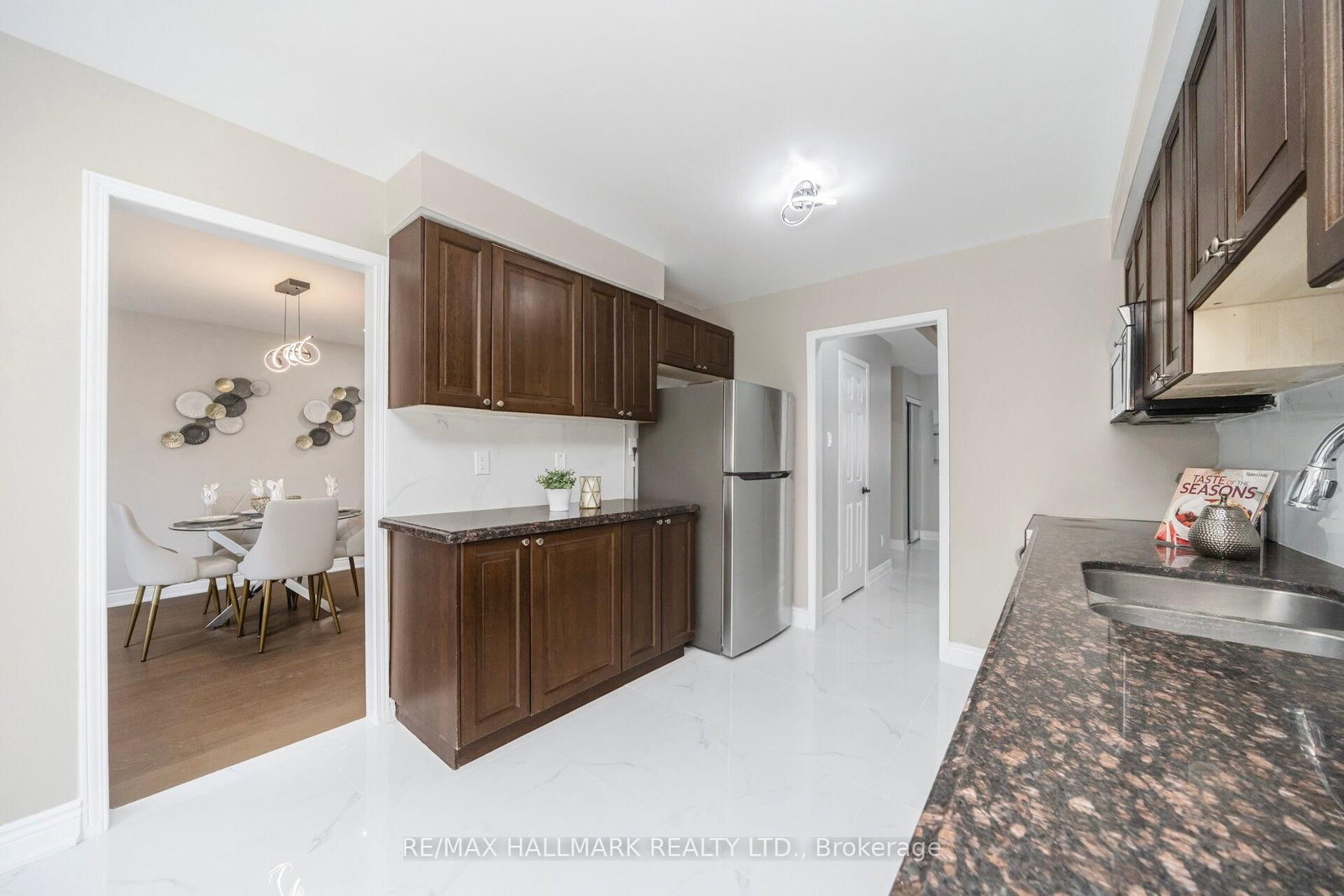 Detached House for sale at 43 Stanwell Drive, Brampton, Ontario, L6Z 3Y8 - Heart Lake West - MLS: W13001400