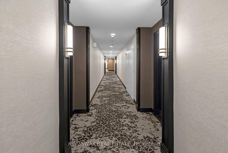 904 - 511 The West Mall, Toronto, M9C 1G5 | Image 3