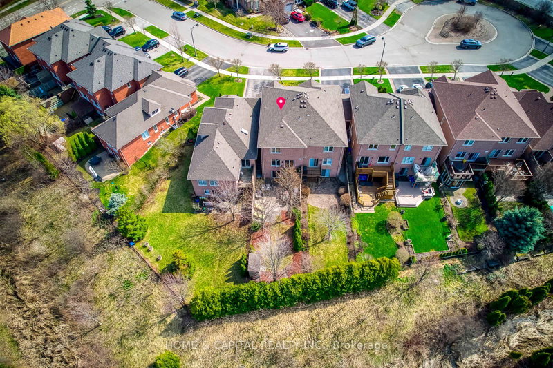 2287 KINGFISHER Crt, Oakville, L6M 3Z3 | Image 2