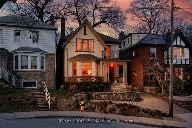 99 Riverview Gardens