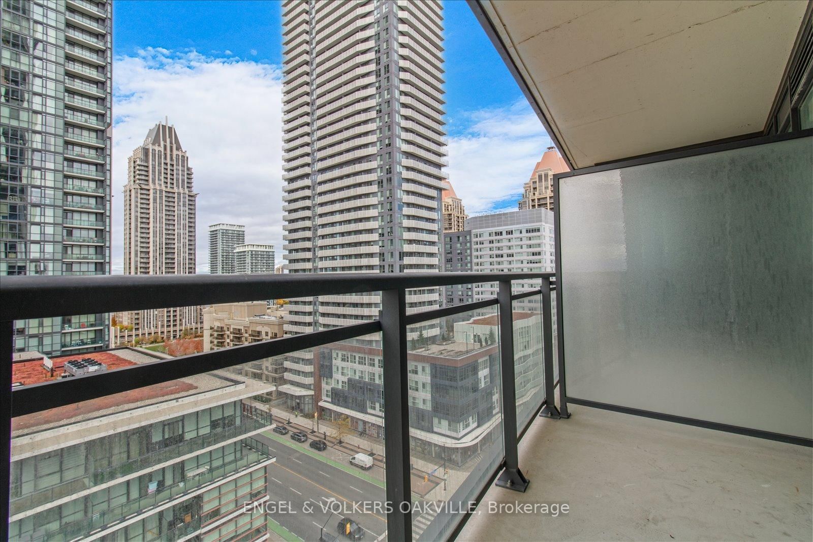 510 Curran Place, Unit 1105 - Photo 12