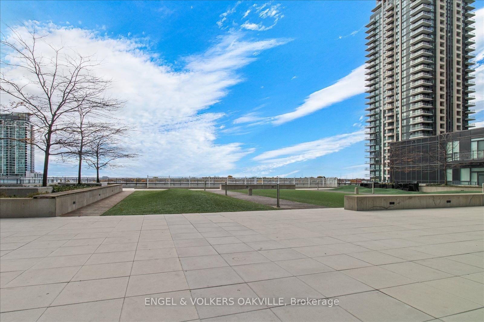 510 Curran Place, Unit 1105 - Photo 13