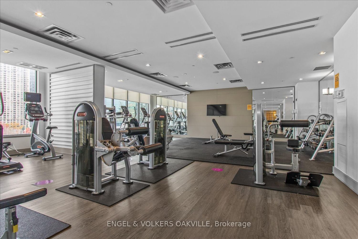 510 Curran Place, Unit 1105 - Photo 14