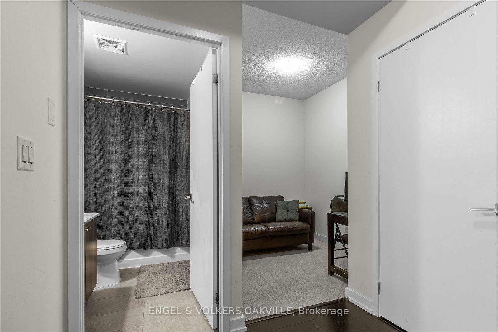 510 Curran Place, Unit 1105 - Photo 4