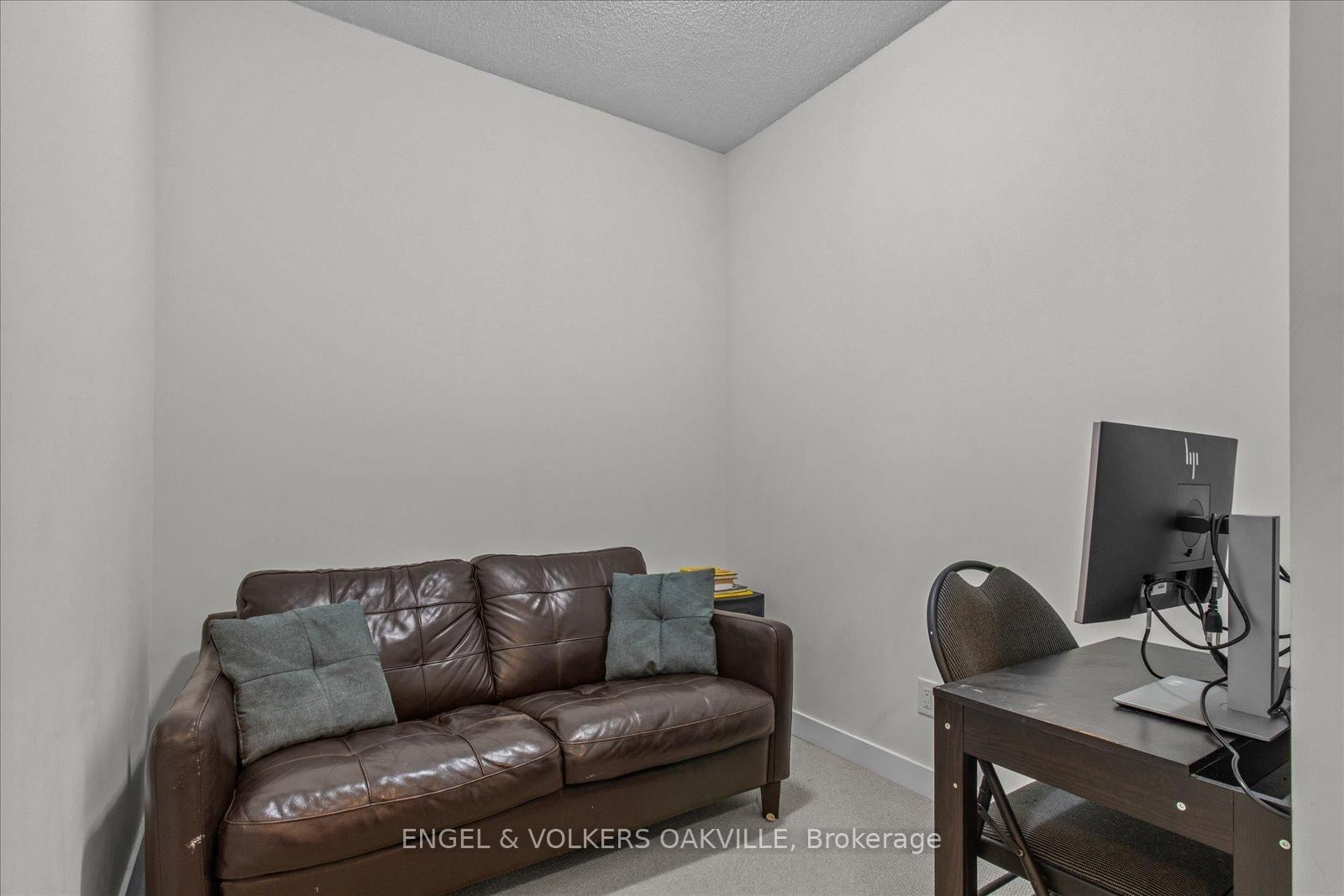 510 Curran Place, Unit 1105 - Photo 5