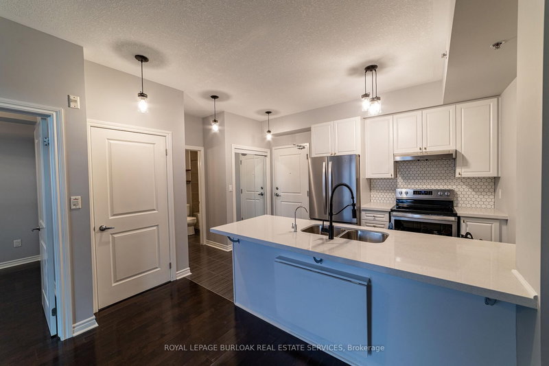 home for lease on 330-5317 Upper Middle Road