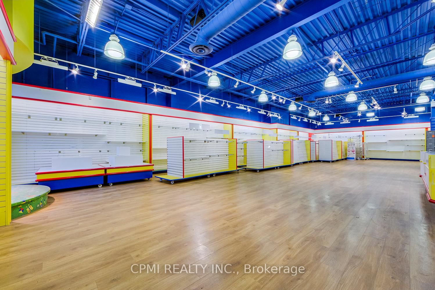 30 Eglinton Avenue Street, Unit 2