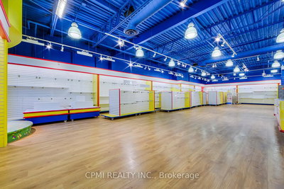 2 - 30 Eglinton Avenue St | Mississauga | Image