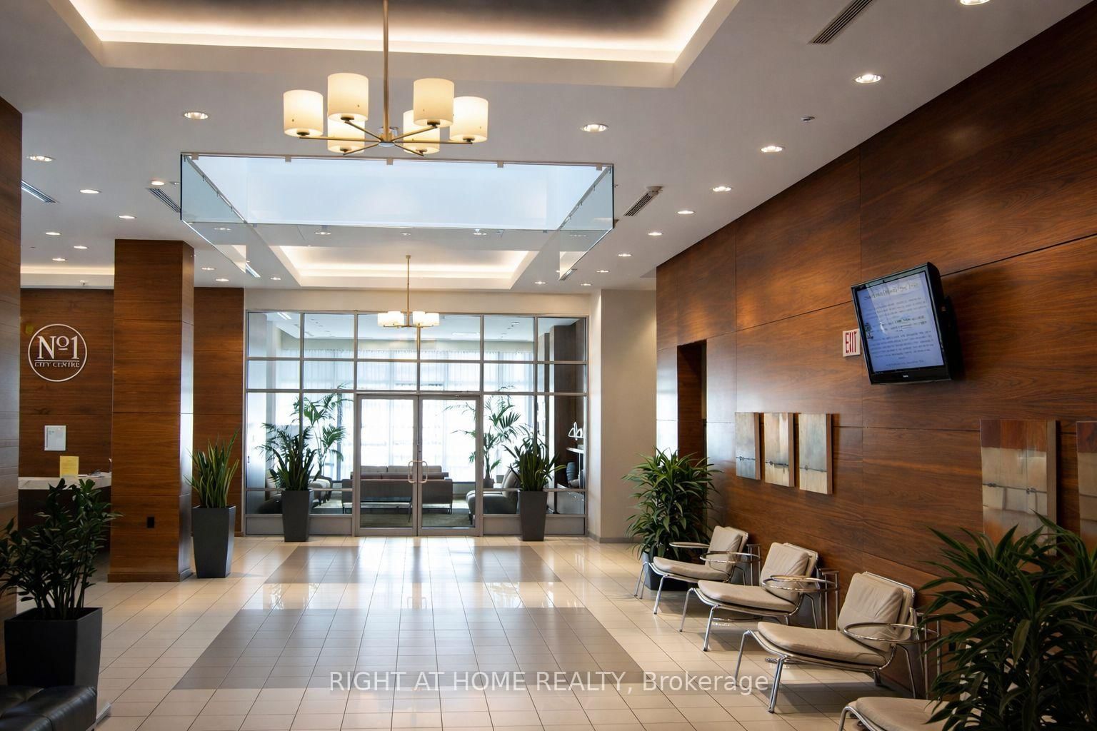 1 Elm Street W, Unit 2404 - Photo 25