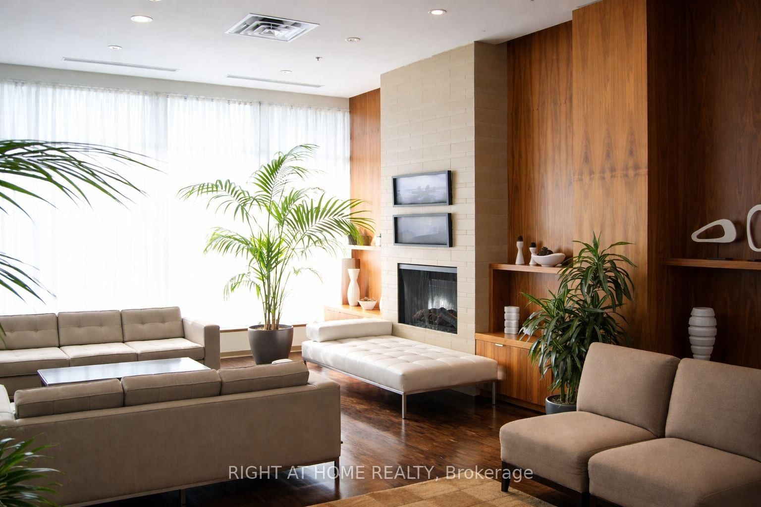 1 Elm Street W, Unit 2404 - Photo 26