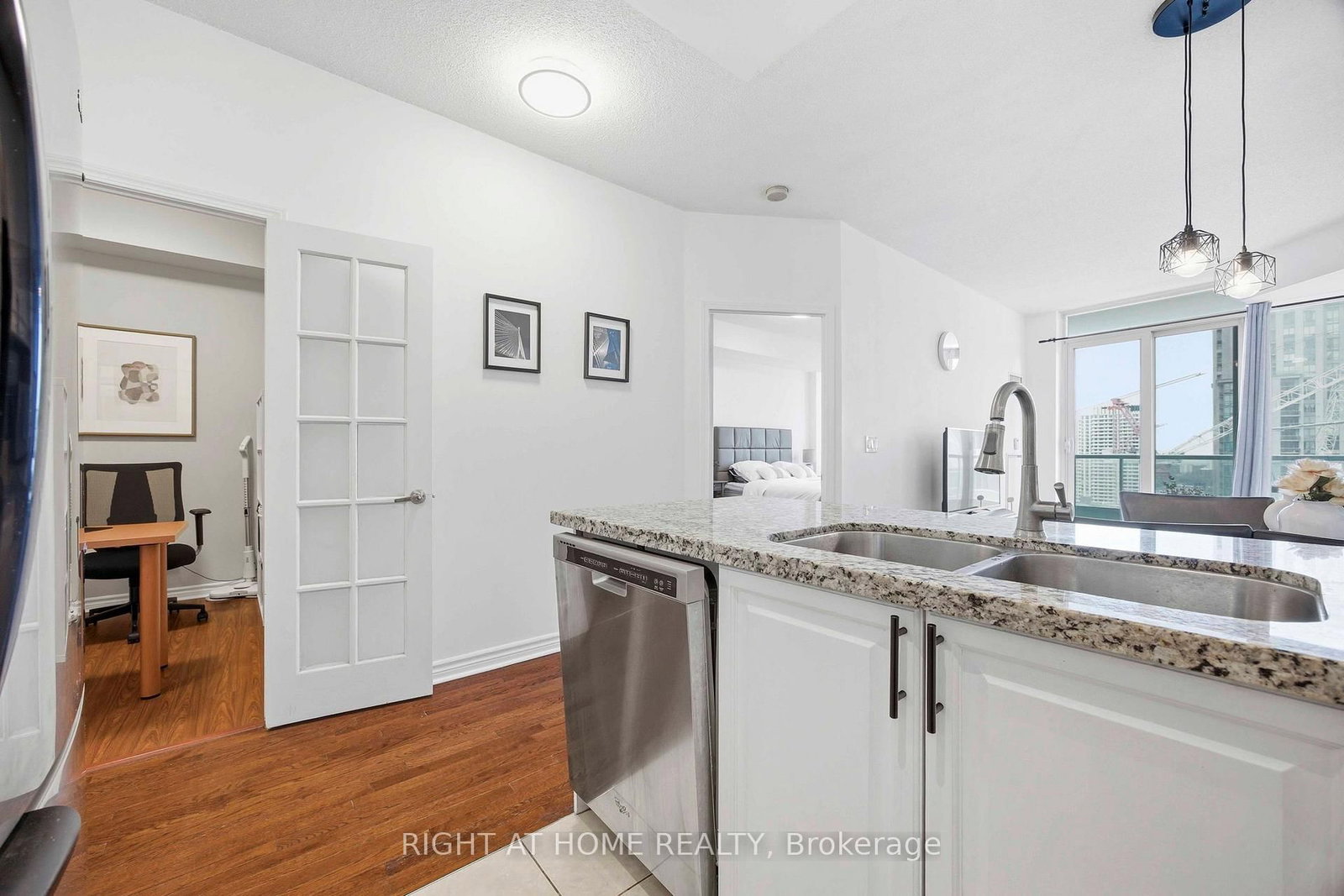 1 Elm Street W, Unit 2404 - Photo 5