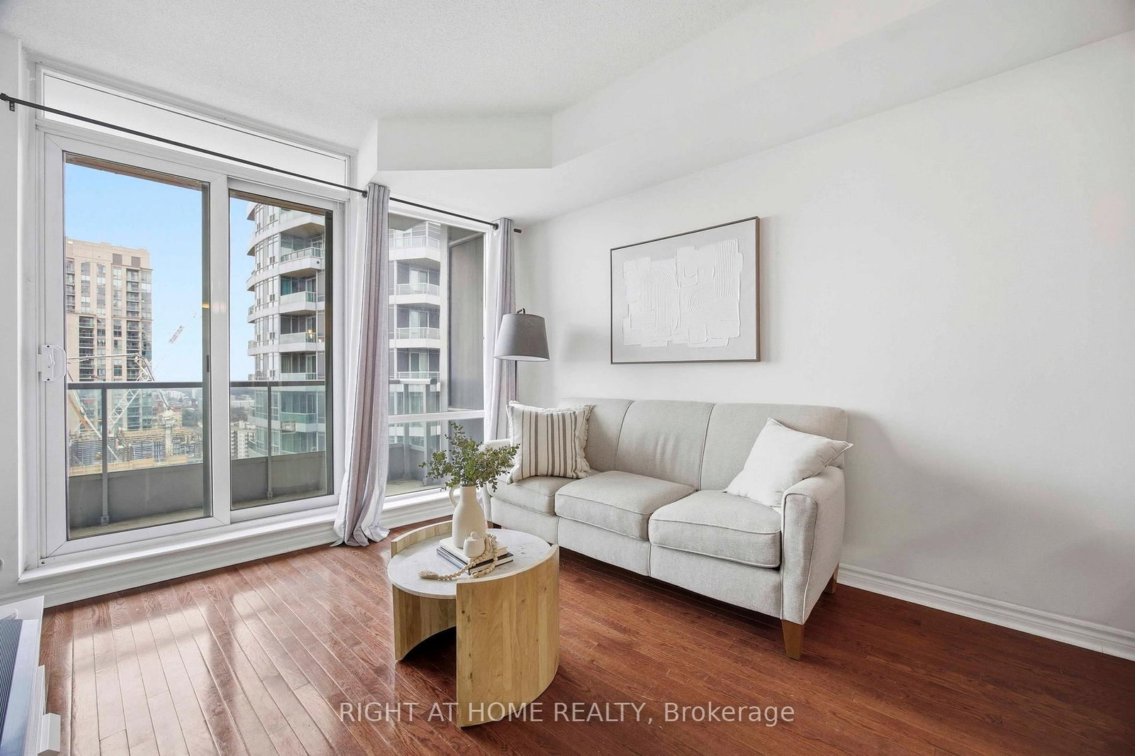 1 Elm Street W, Unit 2404 - Photo 8