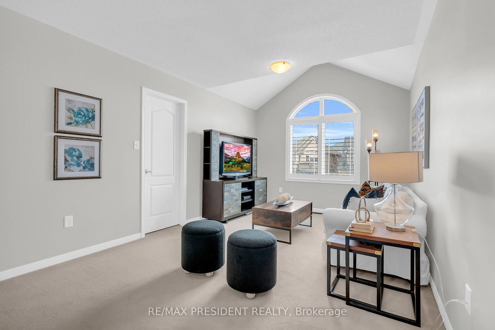 Detached House for sale at 306 Pringle Avenue, Milton, Ontario, L9T 7N2 - Scott - MLS: W13001746