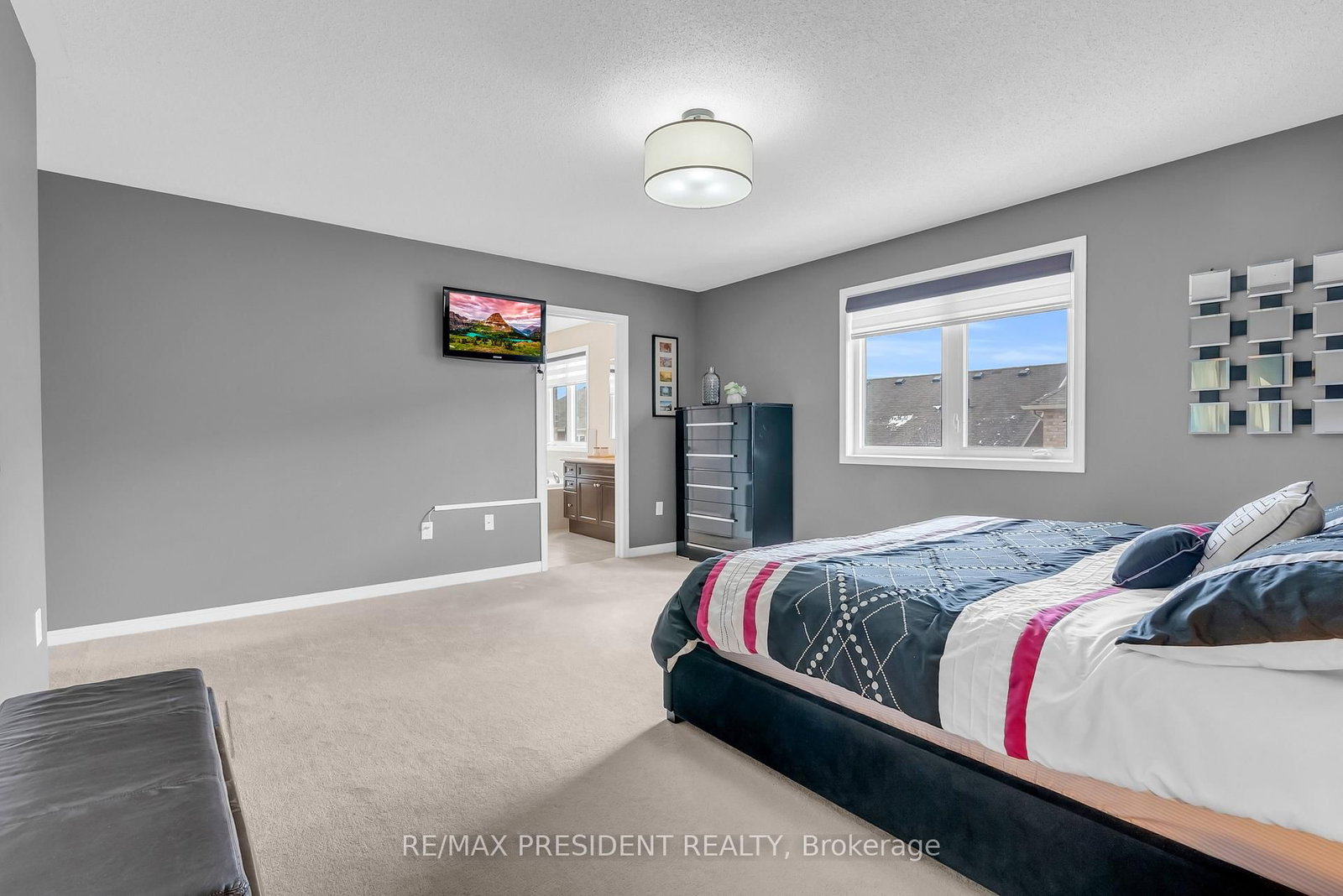 Detached House for sale at 306 Pringle Avenue, Milton, Ontario, L9T 7N2 - Scott - MLS: W13001746