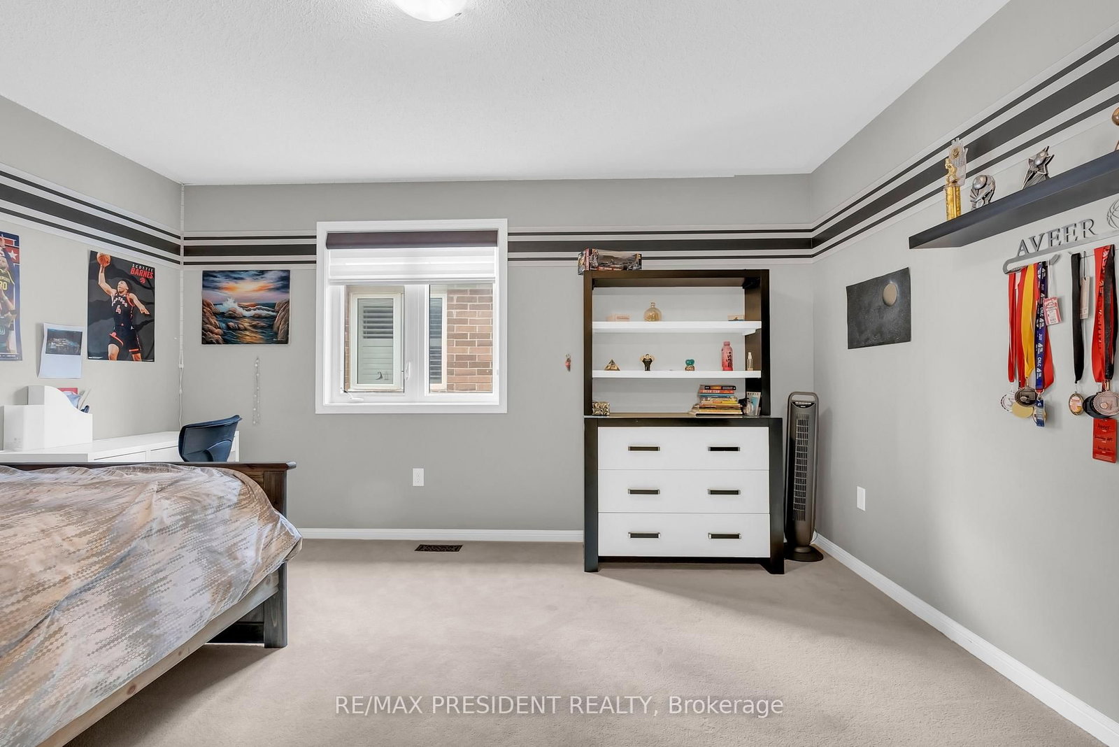 Detached House for sale at 306 Pringle Avenue, Milton, Ontario, L9T 7N2 - Scott - MLS: W13001746