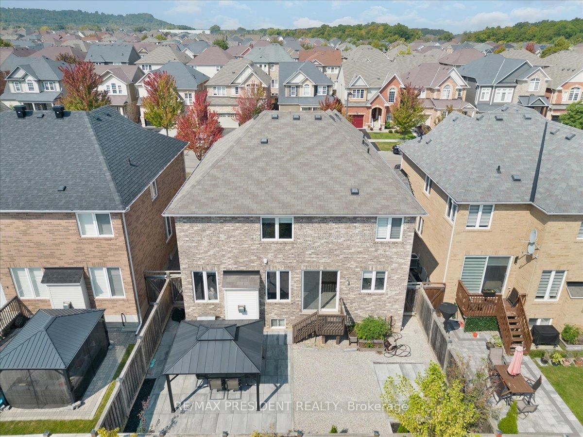 Detached House for sale at 306 Pringle Avenue, Milton, Ontario, L9T 7N2 - Scott - MLS: W13001746