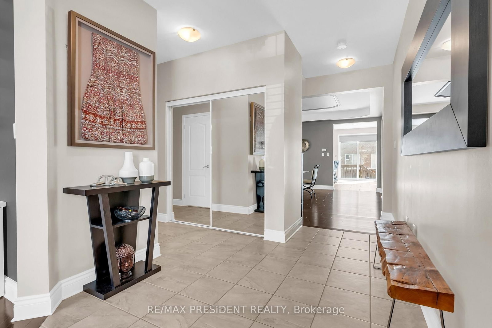 Detached House for sale at 306 Pringle Avenue, Milton, Ontario, L9T 7N2 - Scott - MLS: W13001746