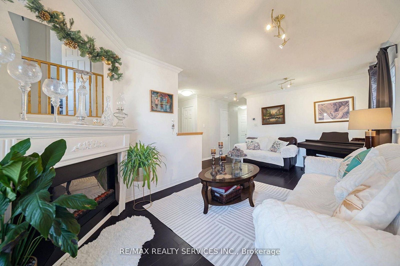 Detached House for sale at 27 Suncrest Drive, Brampton, Ontario, L6X 4L5 - Brampton West - MLS: W13001822