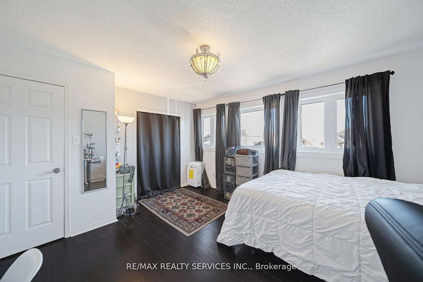 Detached House for sale at 27 Suncrest Drive, Brampton, Ontario, L6X 4L5 - Brampton West - MLS: W13001822