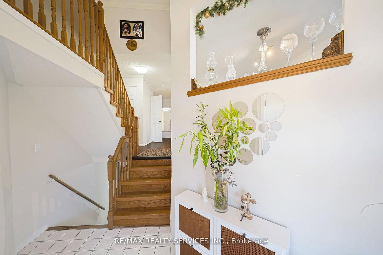 Detached House for sale at 27 Suncrest Drive, Brampton, Ontario, L6X 4L5 - Brampton West - MLS: W13001822