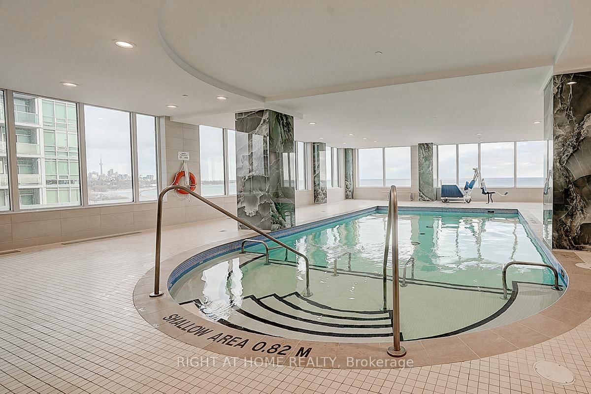 1926 Lakeshore Boulevard W, Unit 2817 - Photo 34