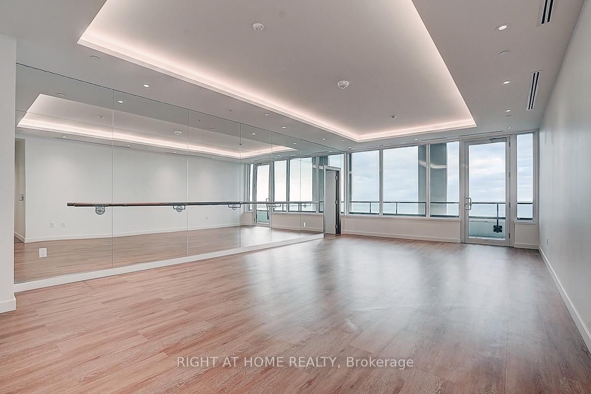 1926 Lakeshore Boulevard W, Unit 2817 - Photo 37