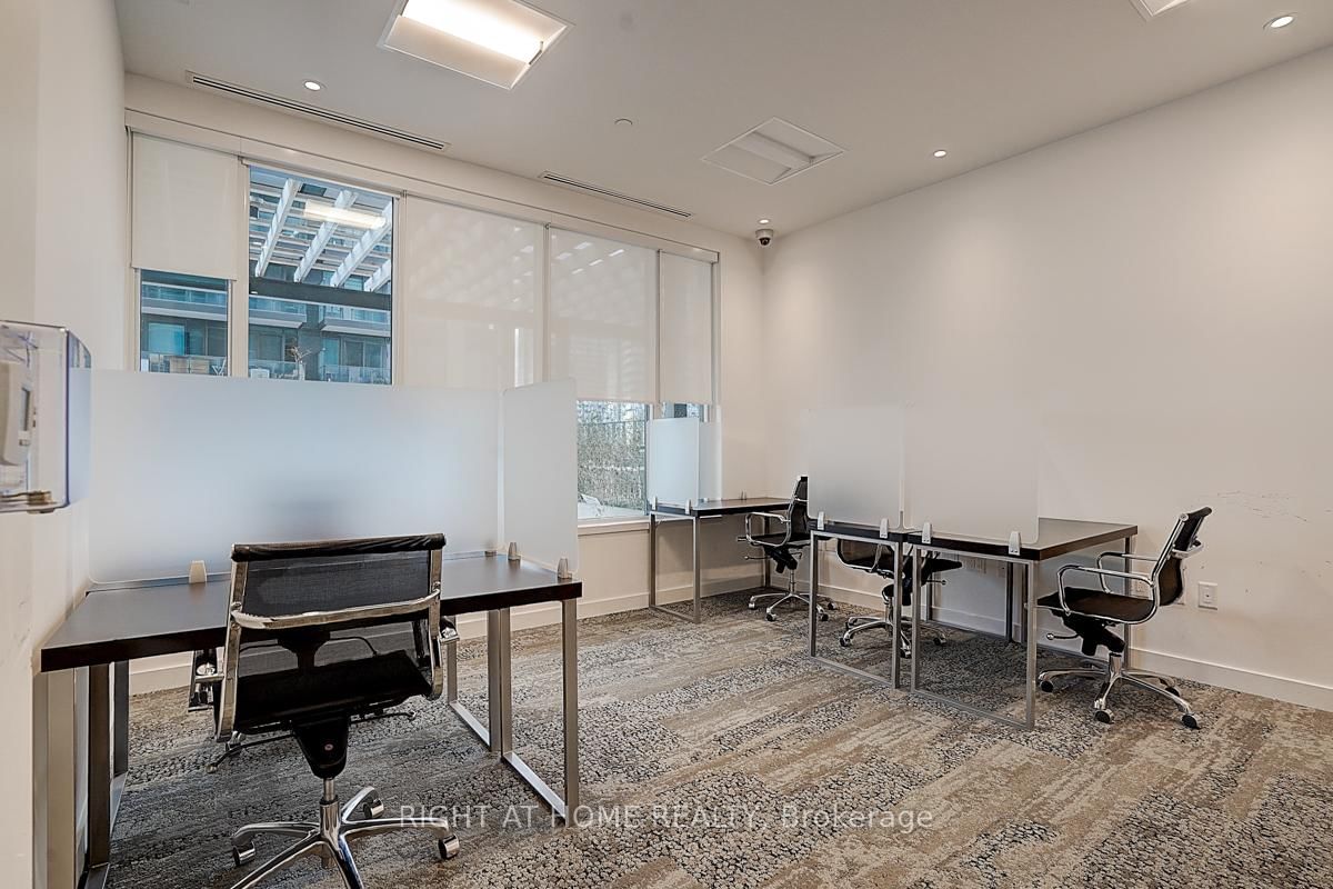 1926 Lakeshore Boulevard W, Unit 2817 - Photo 38