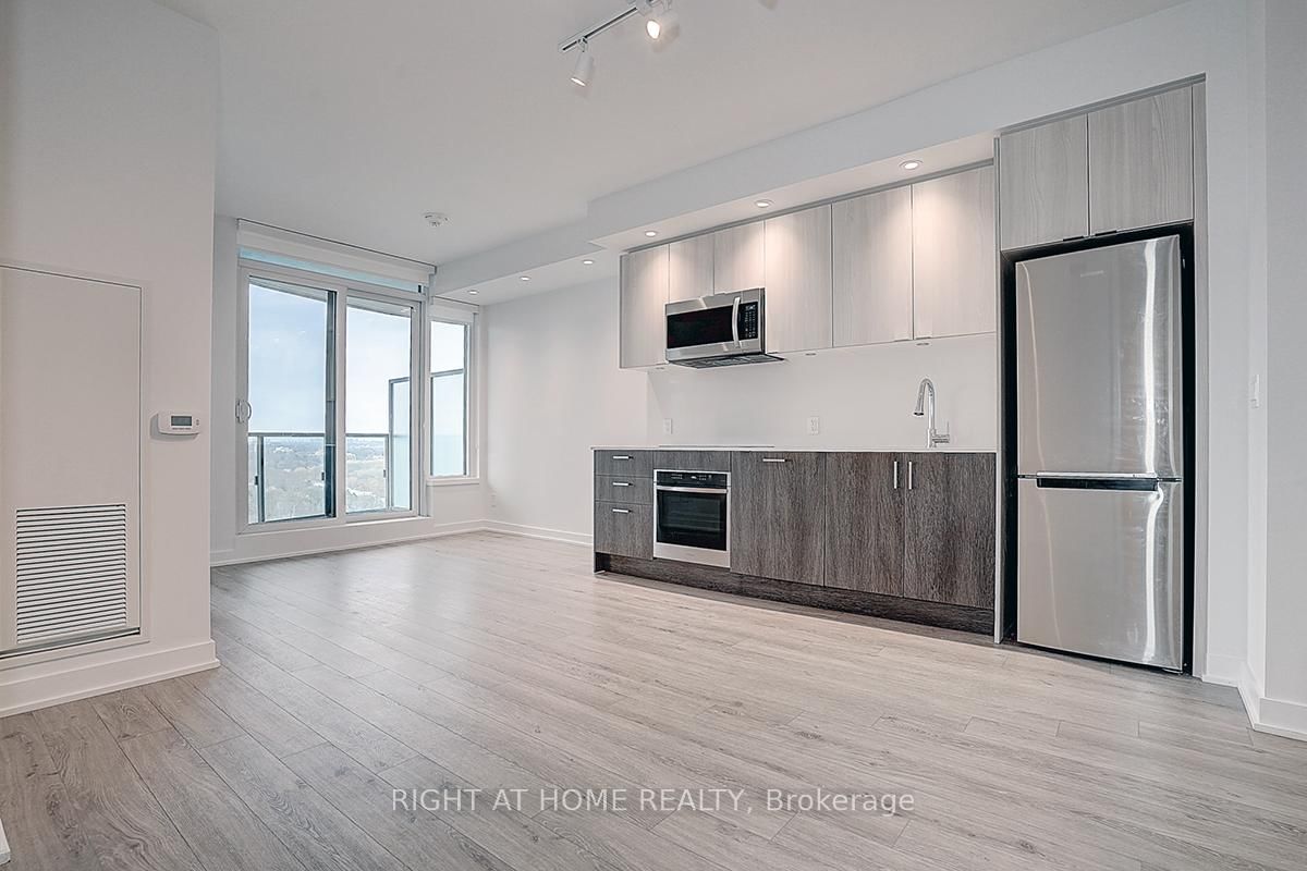 1926 Lakeshore Boulevard W, Unit 2817 - Photo 8