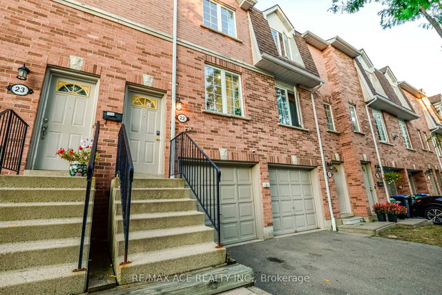22 - 1525 South Parade Court
