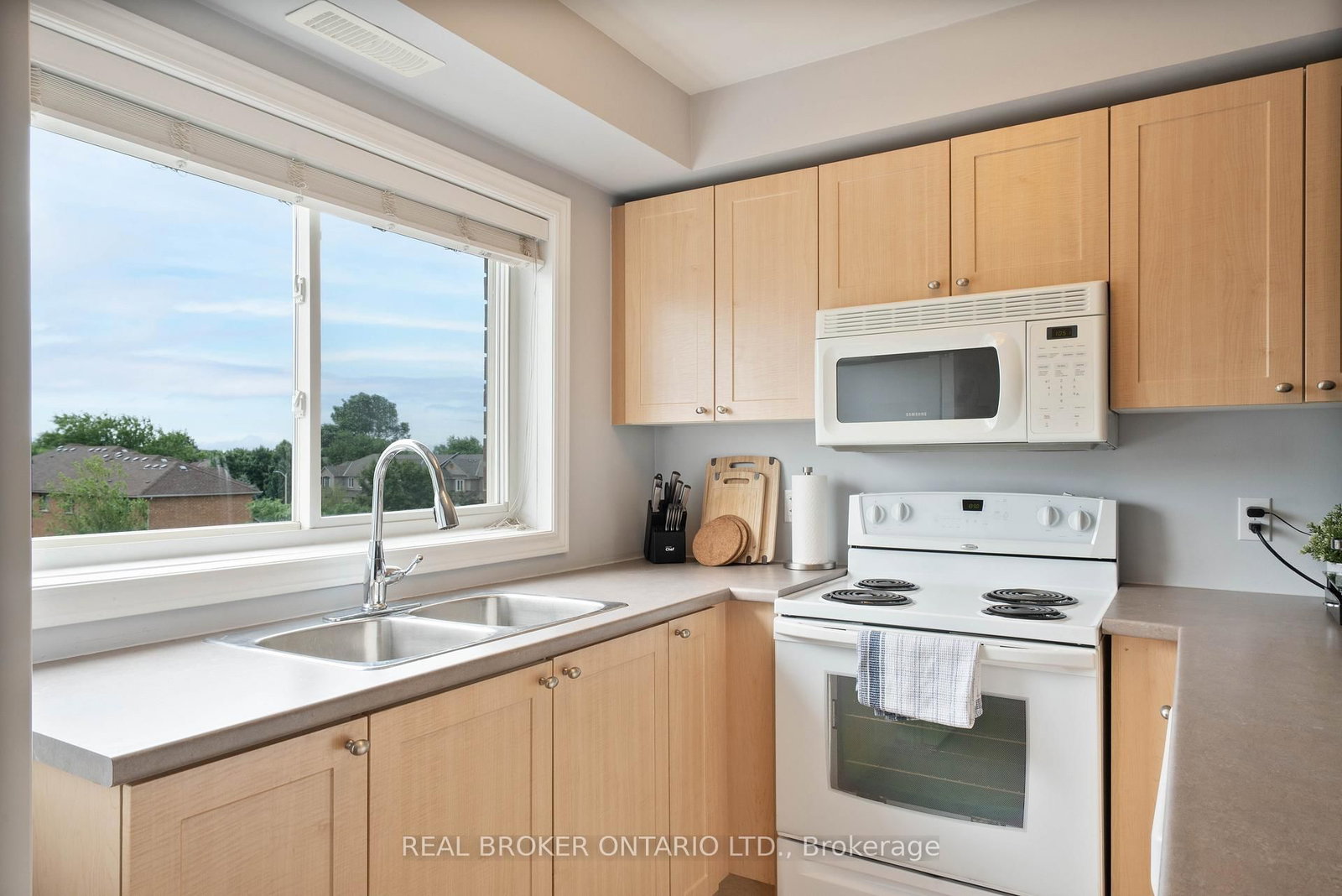 4450 Fairview Street, Unit 304 - Photo 13