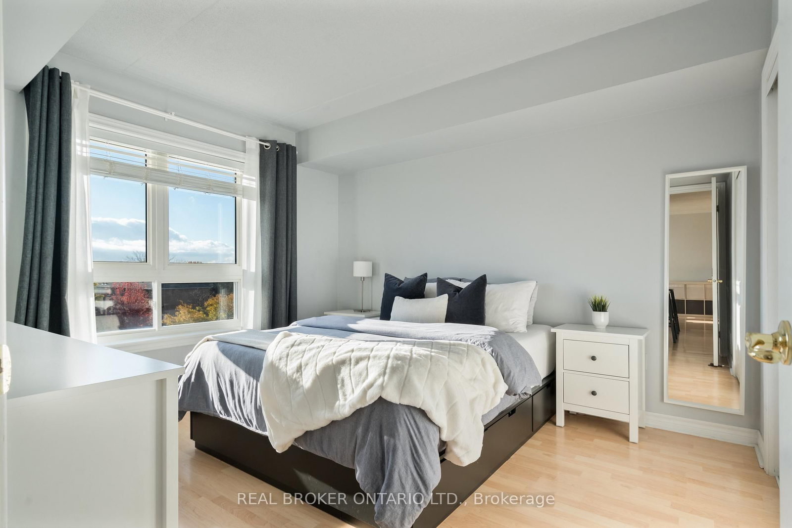 4450 Fairview Street, Unit 304 - Photo 14