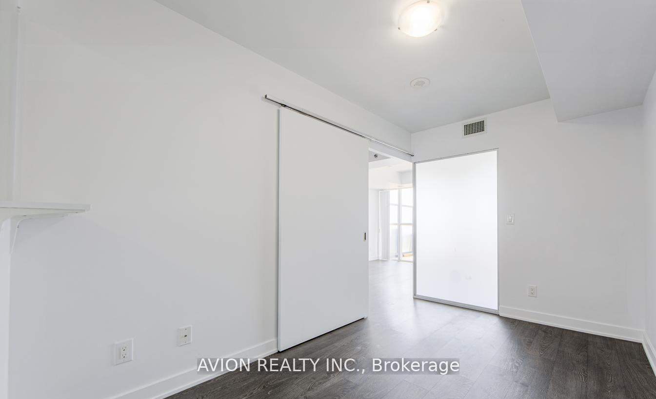 11 Superior Avenue, Unit 611 - Photo 4