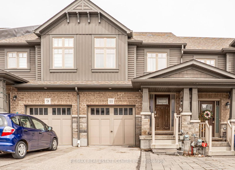 11 Winterton Crt, Orangeville, L9W 7N5 | Image 2