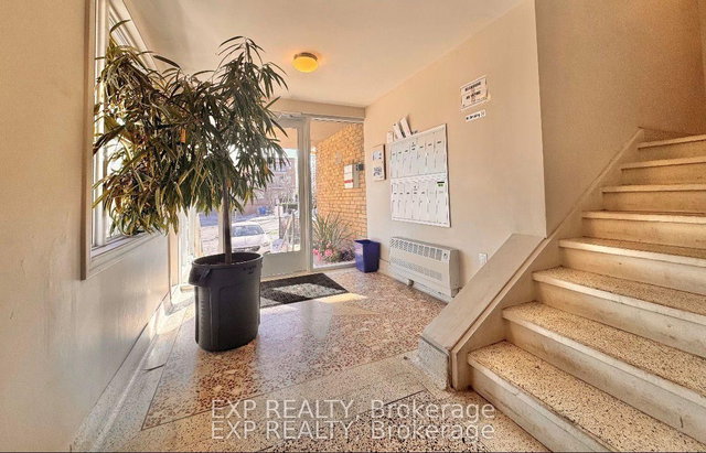 104 - 5 Paisley Boulevard E