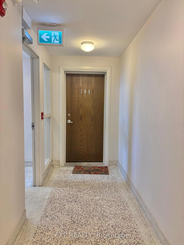 104 - 5 Paisley Boulevard E