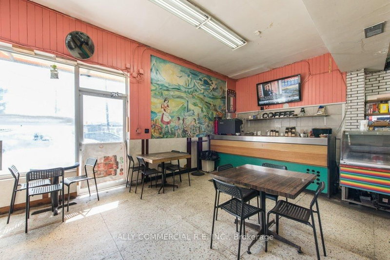 12 Kincort St, Toronto, M6M 3E1 | Image 3