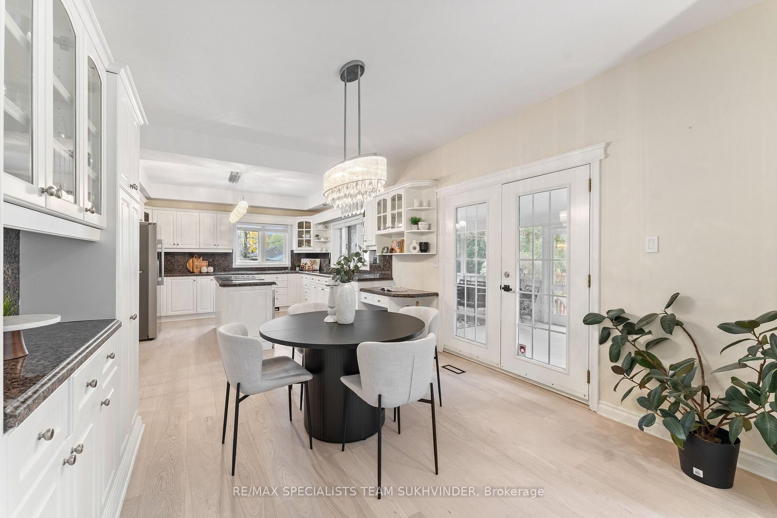 Detached House for sale at 15 Country Lane Drive, Caledon, Ontario, L7E 0B4 - Palgrave - MLS: W13002070