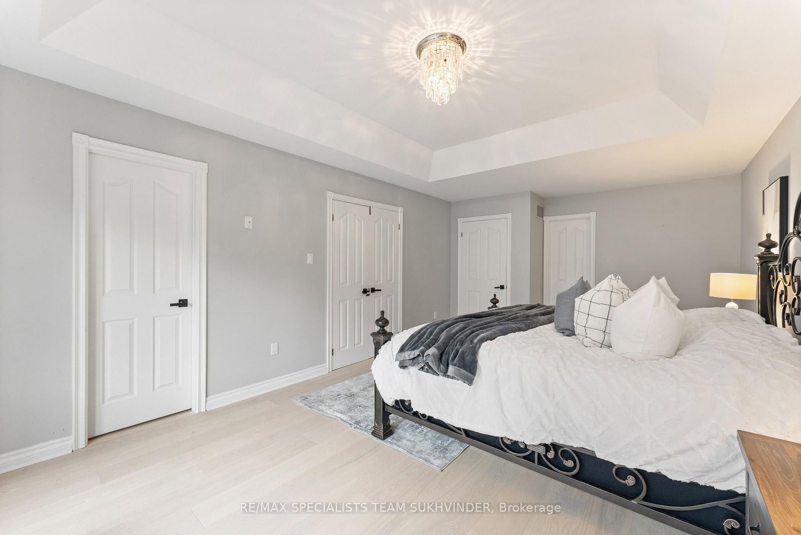 Detached House for sale at 15 Country Lane Drive, Caledon, Ontario, L7E 0B4 - Palgrave - MLS: W13002070