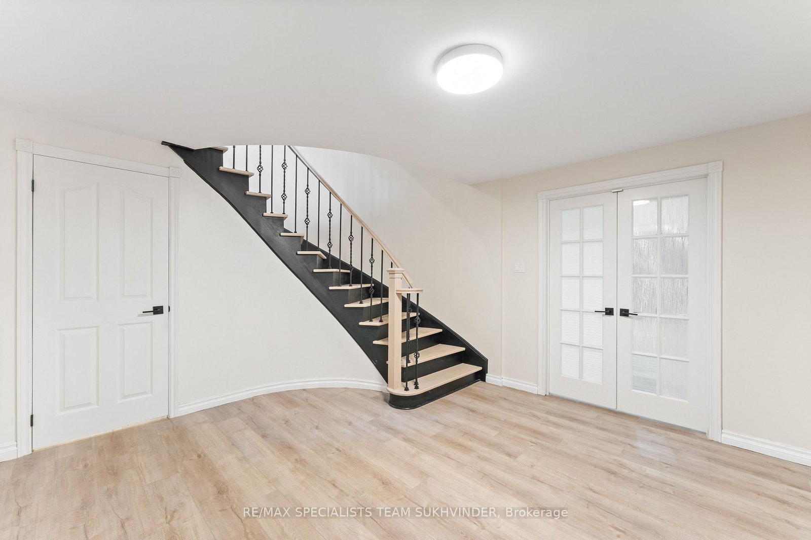 Detached House for sale at 15 Country Lane Drive, Caledon, Ontario, L7E 0B4 - Palgrave - MLS: W13002070