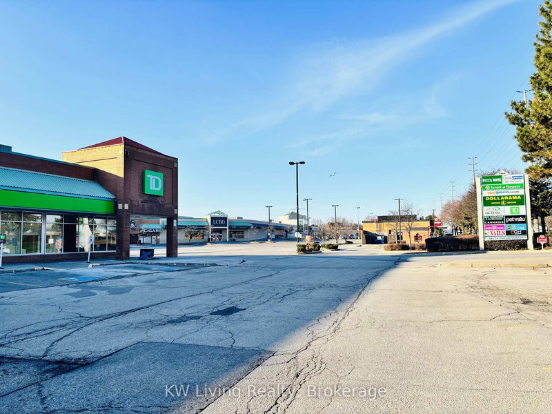 2 - 2400 Dundas St W, Mississauga, L5K 2R8 | Image 2