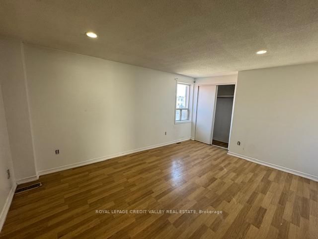 23 George Street N - Photo 12