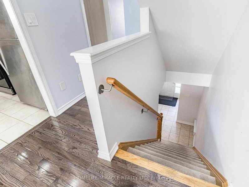 229 Remembrance Brampton,ON L7A 4J9 — Photo 8
