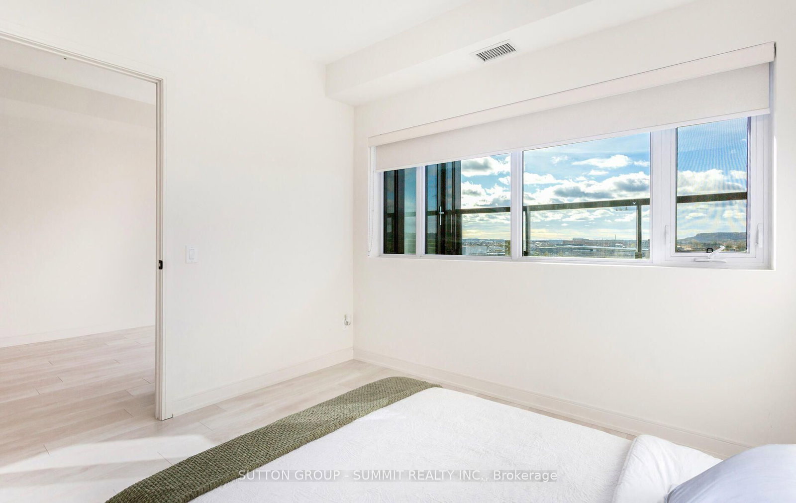 8010 Derry Road W, Unit 1005 - Photo 10