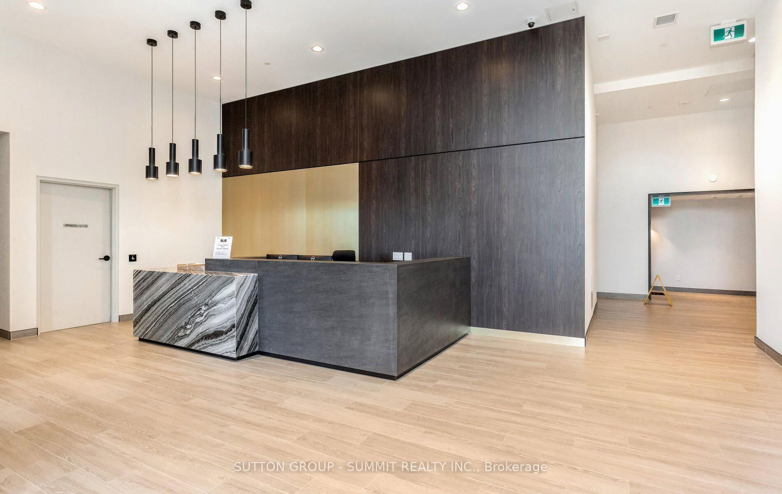 8010 Derry Road W, Unit 1005 - Photo 17